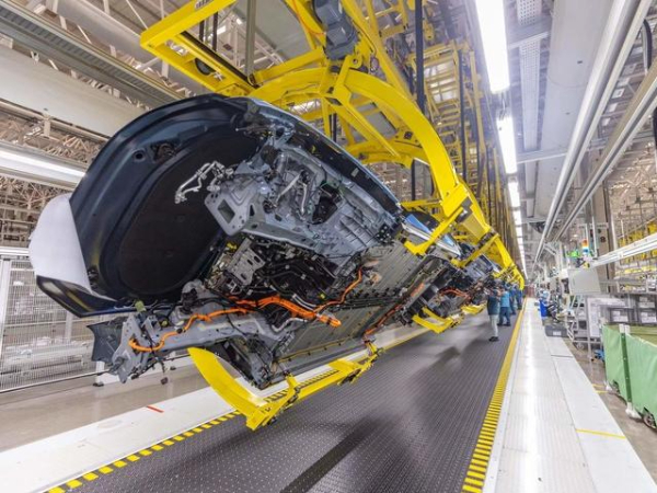 科技引擎驅動中國汽車出海 汽車零部件產業(yè)的崛起與挑戰(zhàn)